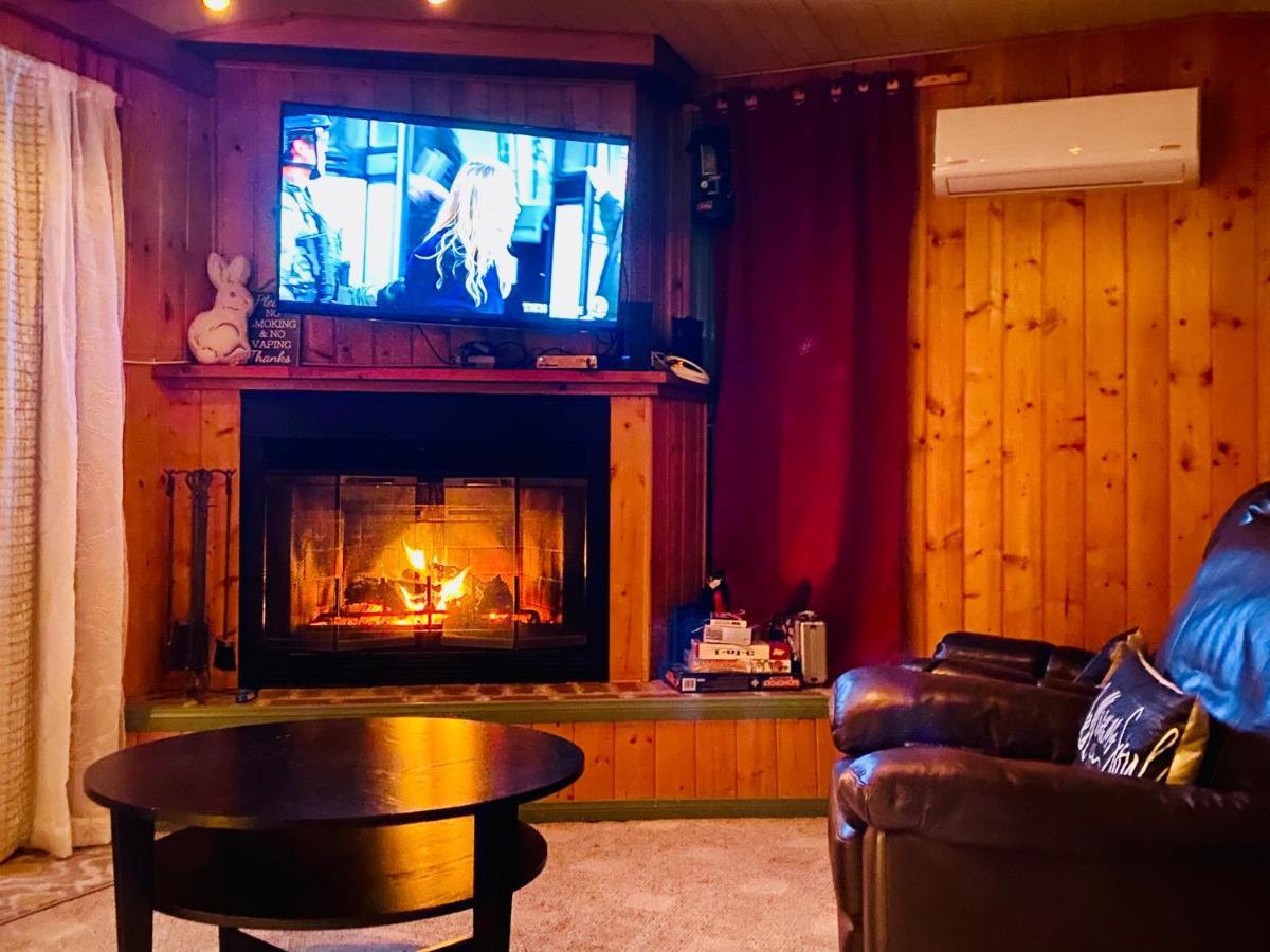 Snow Bunny Cottage, Pets Welcomed! Green Valley Lake Eksteriør billede