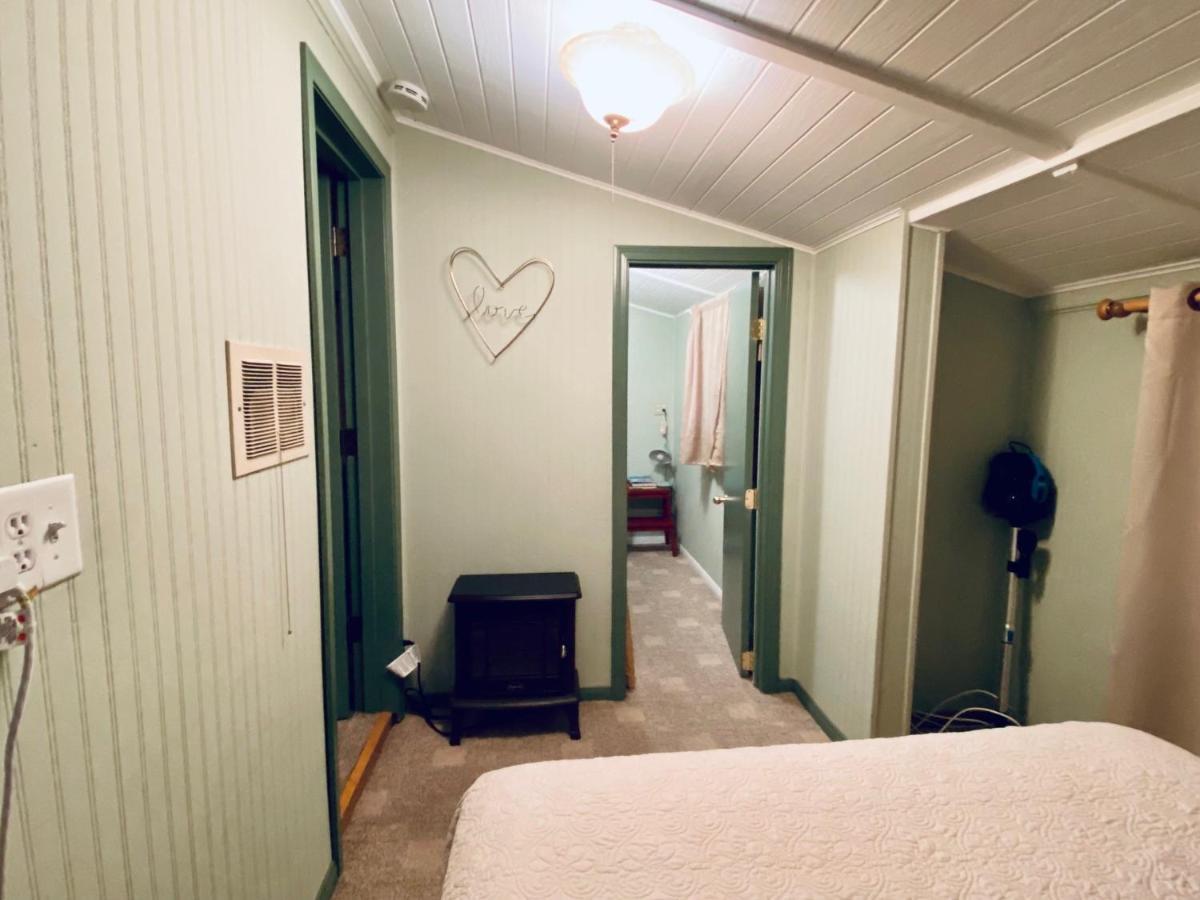 Snow Bunny Cottage, Pets Welcomed! Green Valley Lake Eksteriør billede